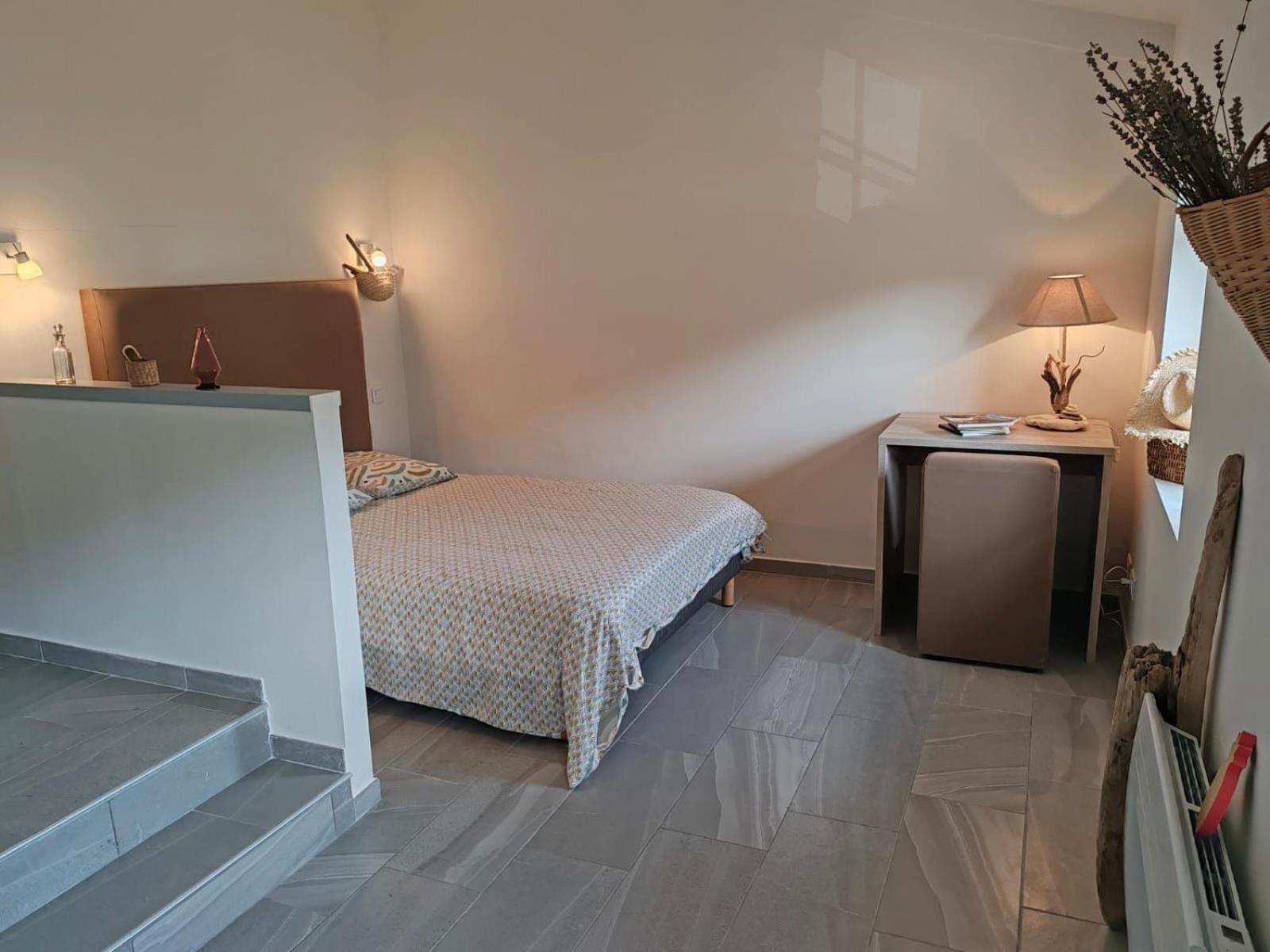 Auberge Du Bourguet Brenon Экстерьер фото